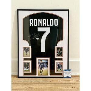 Cristiano Ronaldo Hand Signed Real Madrid Jersey Beckett COA